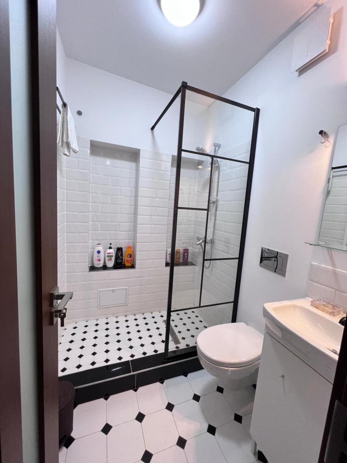 Central-Home Targu Jiu Luaran gambar