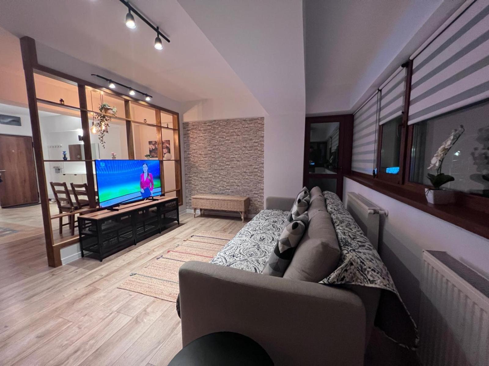 Central-Home Targu Jiu Luaran gambar