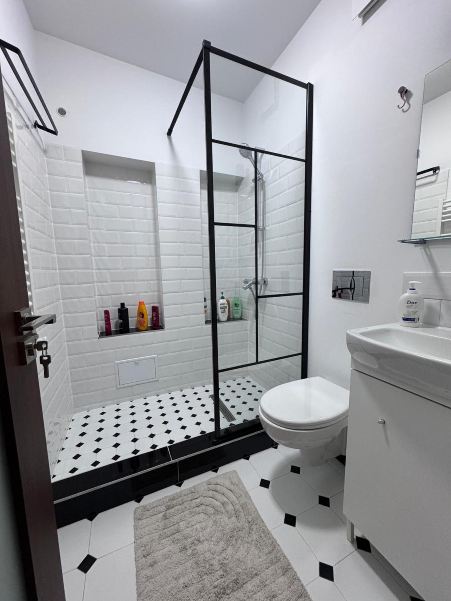 Central-Home Targu Jiu Luaran gambar
